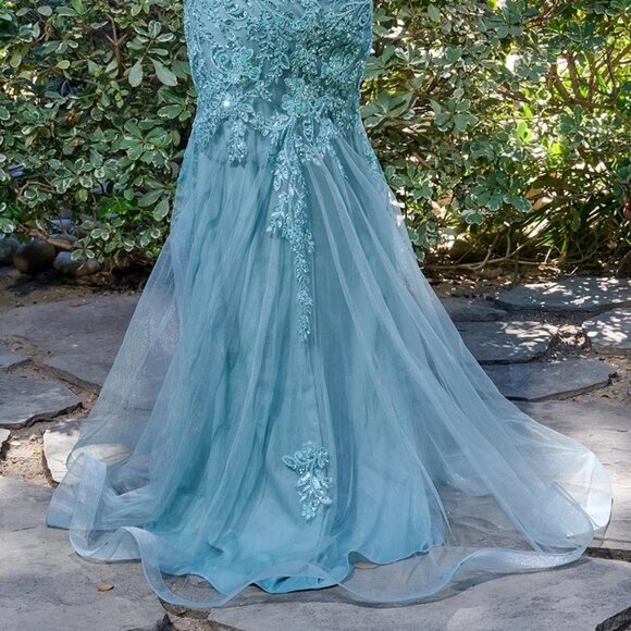 New Floral Lace Embellihsed Maxi Mermaid Tulle Dress w/ Lace Up Back GL3692 - Picture 14 of 14